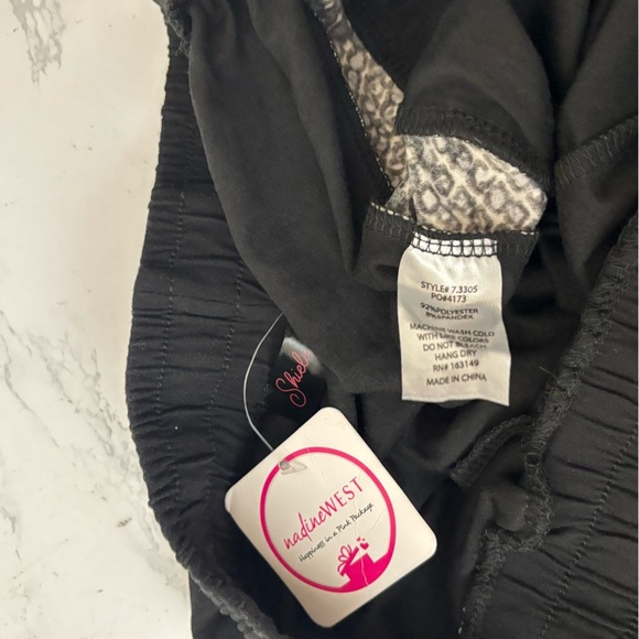 Sheila Rose Elastic Waist Joggers Women’s M Black Snakeskin Print Drawstring - Picture 6 of 6